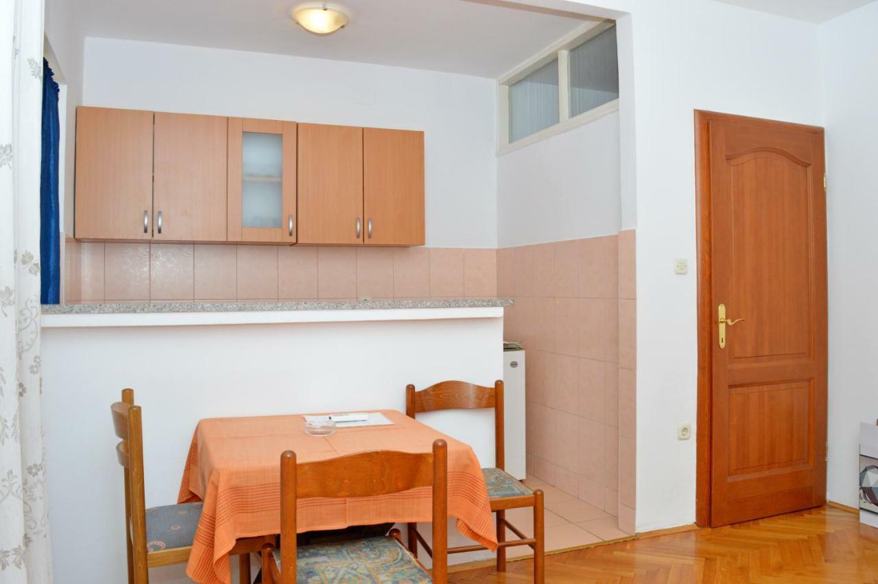 Apartmani Macak II Новалья Экстерьер фото