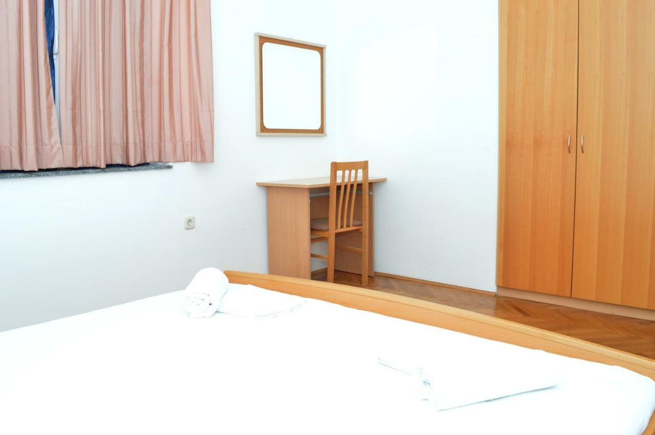 Apartmani Macak II Новалья Экстерьер фото